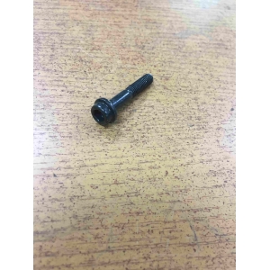 Болт клапанной крышки