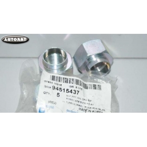 Гайка передней ступицы (на шрус 8 кл.)